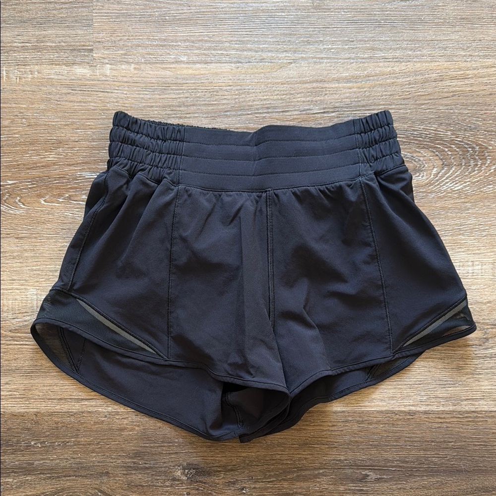 Lululemon Hotty Hot HR Short 2.5”